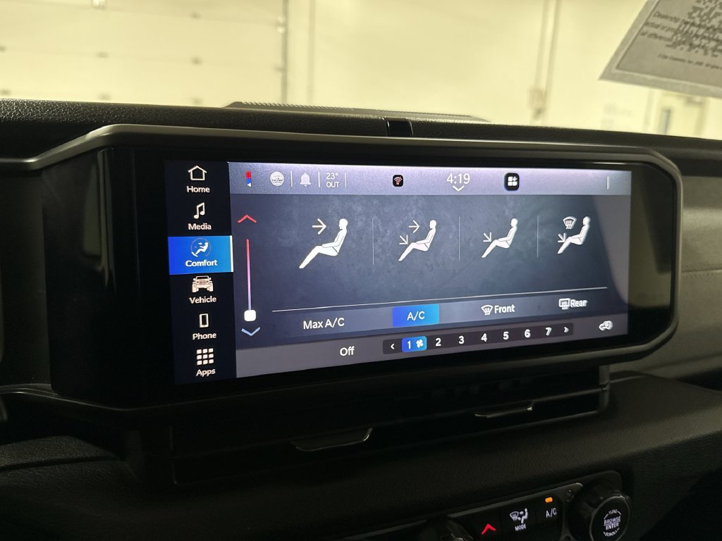Used 2024 Jeep Wrangler Sport AWD/4WD image 16