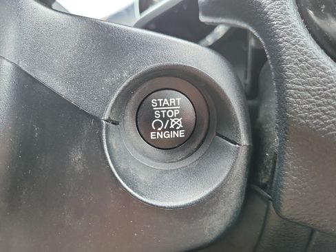 Used 2021 Jeep Compass Limited AWD/4WD image 30