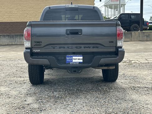 Used 2020 Toyota Tacoma TRD Sport RWD image 8