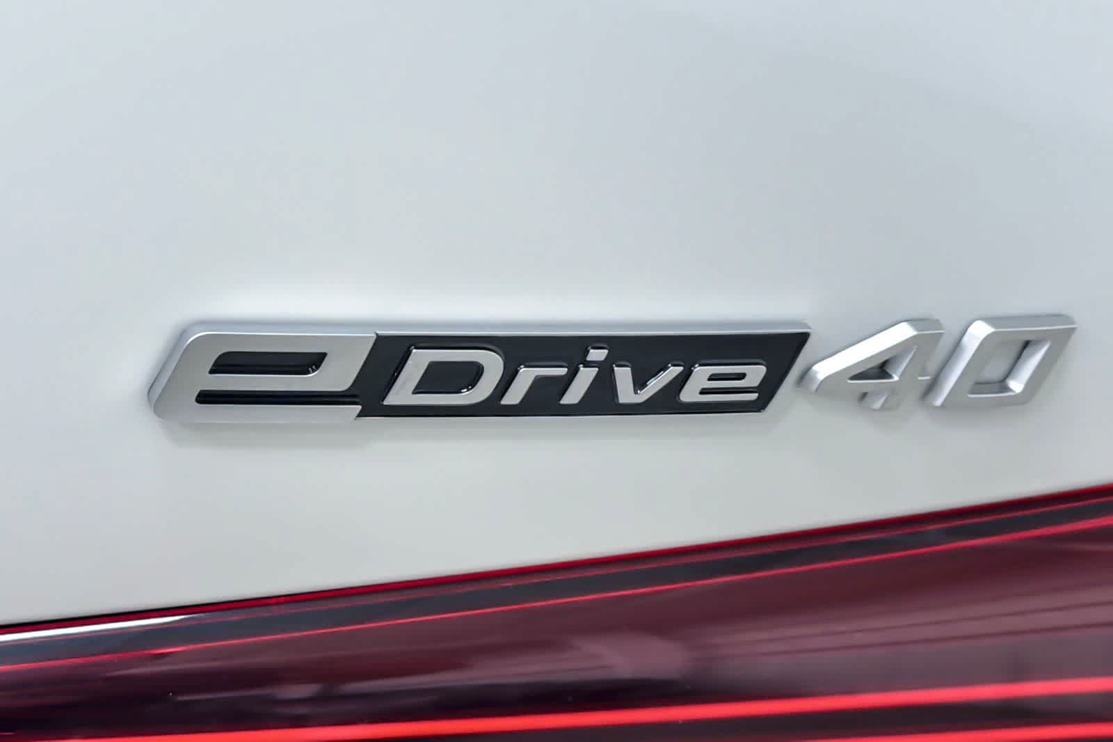 New 2026 BMW i4 eDrive40 w/ M Sport Package RWD image 25