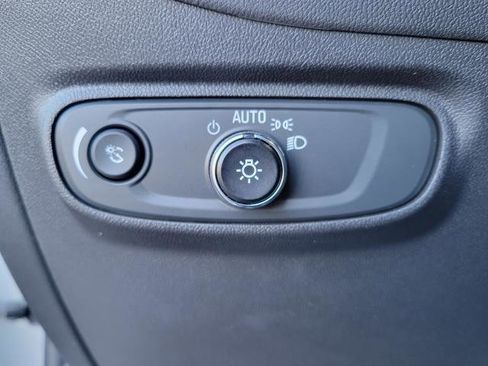 Used 2024 Chevrolet Equinox LT w/ LPO, Floor Liner Package image 11