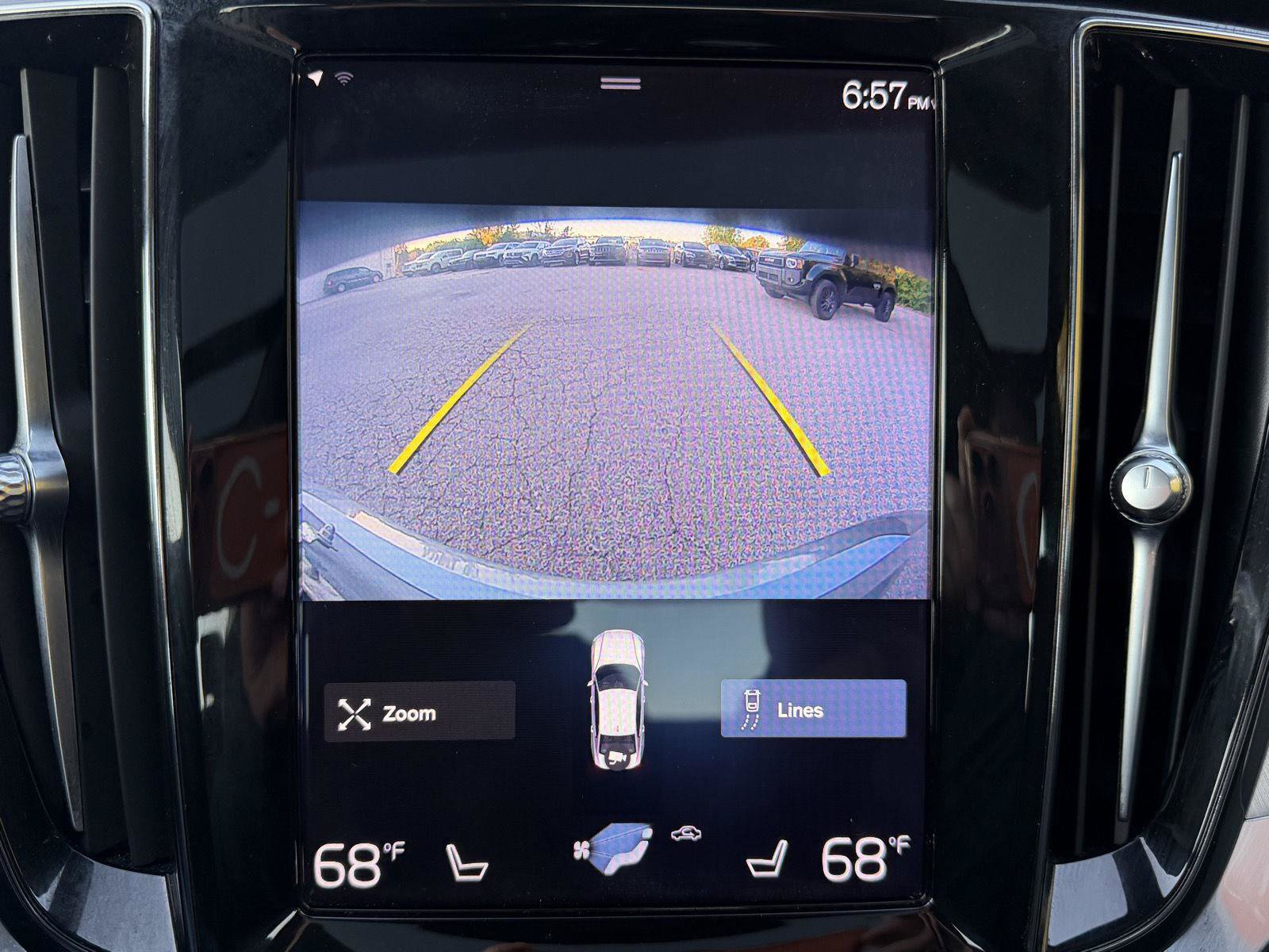 Used 2020 Volvo S60 T5 Momentum FWD image 17
