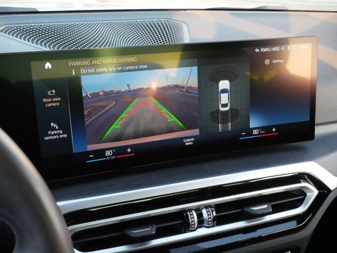 Used 2023 BMW M340i xDrive image 29