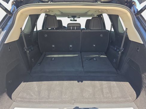 Used 2023 INFINITI QX60 Luxe w/ Performance Audio Package FWD image 12
