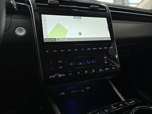 Used 2024 Hyundai Tucson Limited image 28