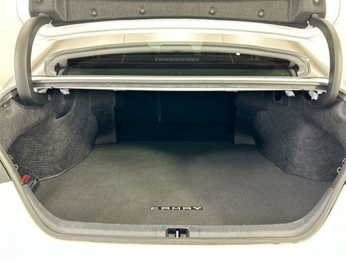 Used 2023 Toyota Camry XLE image 26