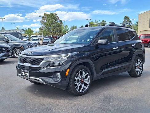 Used 2021 Kia Seltos SX w/ SX Sunroof Package AWD/4WD image 7