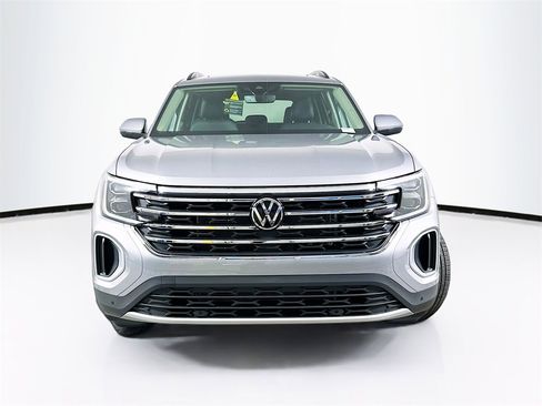 New 2026 Volkswagen Atlas SE image 5