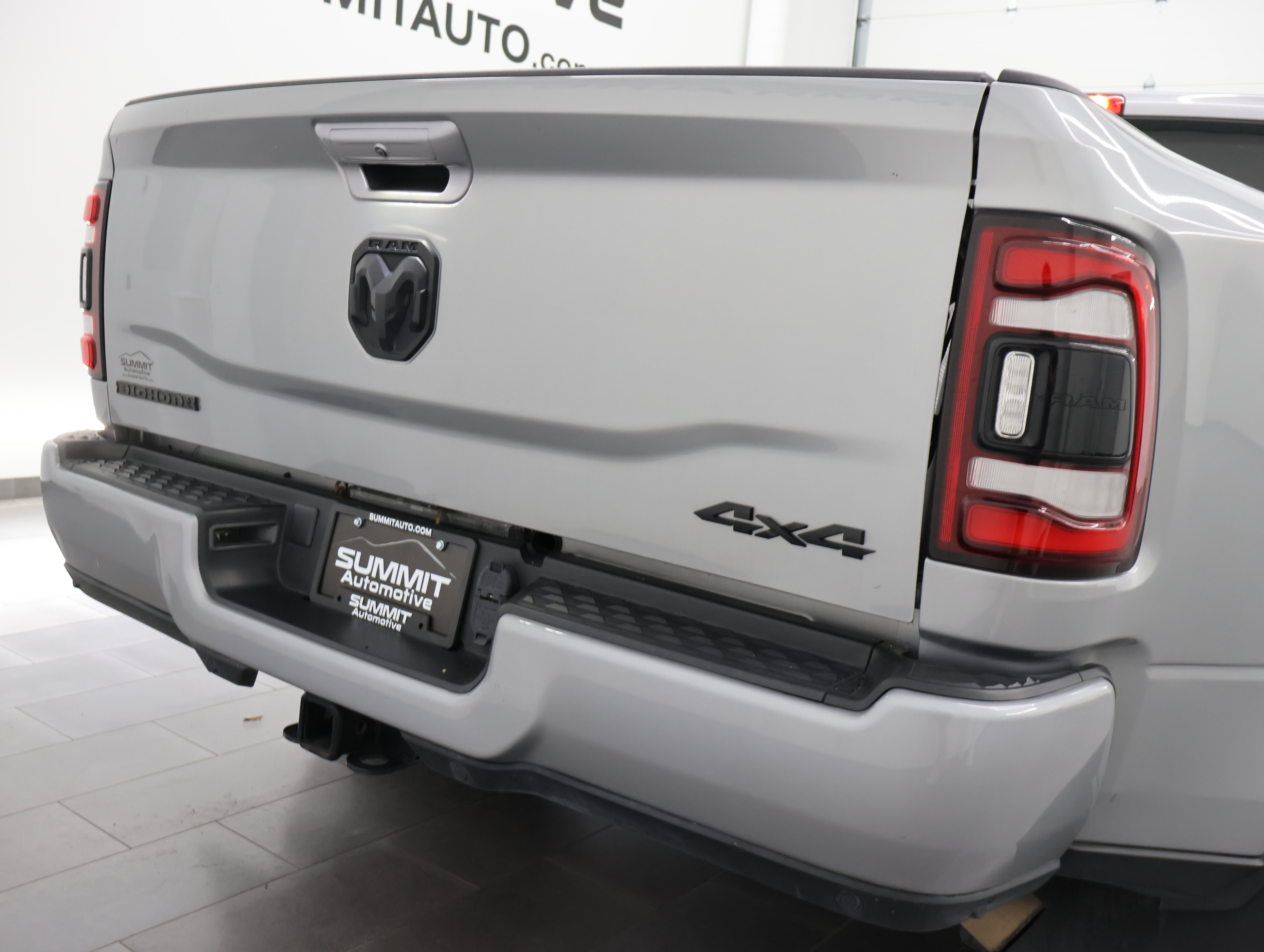Used 2024 RAM 3500 Big Horn w/ Night Edition AWD/4WD image 27