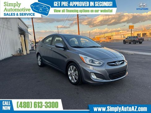 Used 2014 Hyundai Accent GLS w/ Option Group 2 image 2