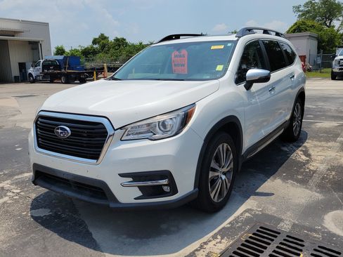 Used 2020 Subaru Ascent Touring w/ Popular Package #2 AWD/4WD image 3