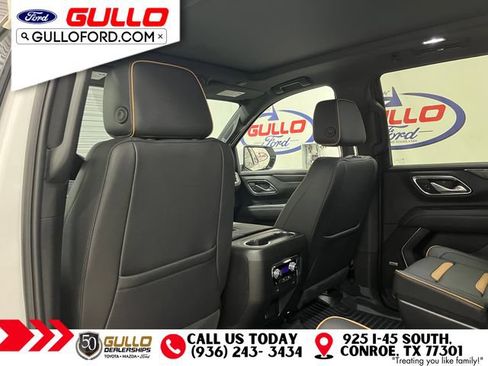 Used 2024 GMC Yukon AT4 w/ AT4 Premium Plus Package AWD/4WD image 12