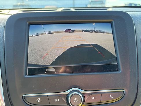 Used 2023 Chevrolet Equinox LT image 29