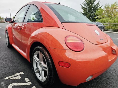 Used 2005 Volkswagen Beetle GLS image 3