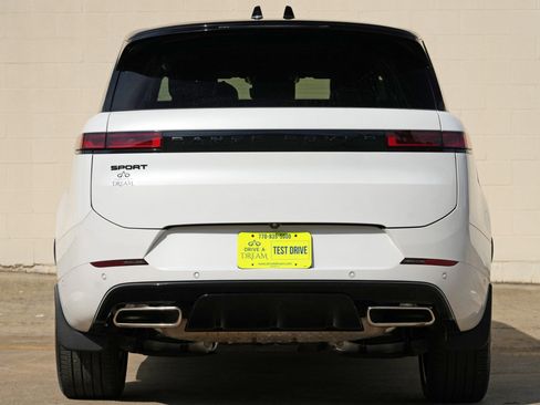 Used 2025 Land Rover Range Rover Sport Dynamic SE AWD/4WD image 11