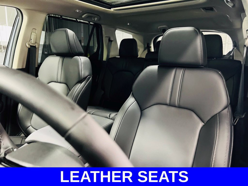 New 2026 Honda Pilot Touring image 3