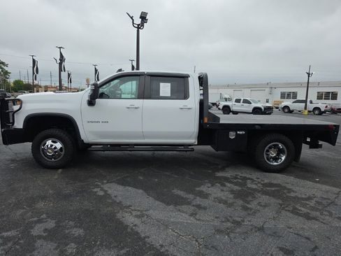 Used 2024 Chevrolet Silverado 3500 LT AWD/4WD image 7