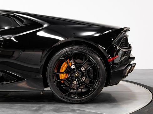 Used 2017 Lamborghini Huracan LP 580-2 image 23