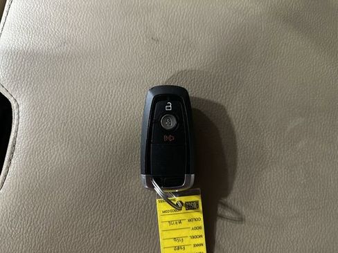 Used 2018 Ford F150 Lariat image 33