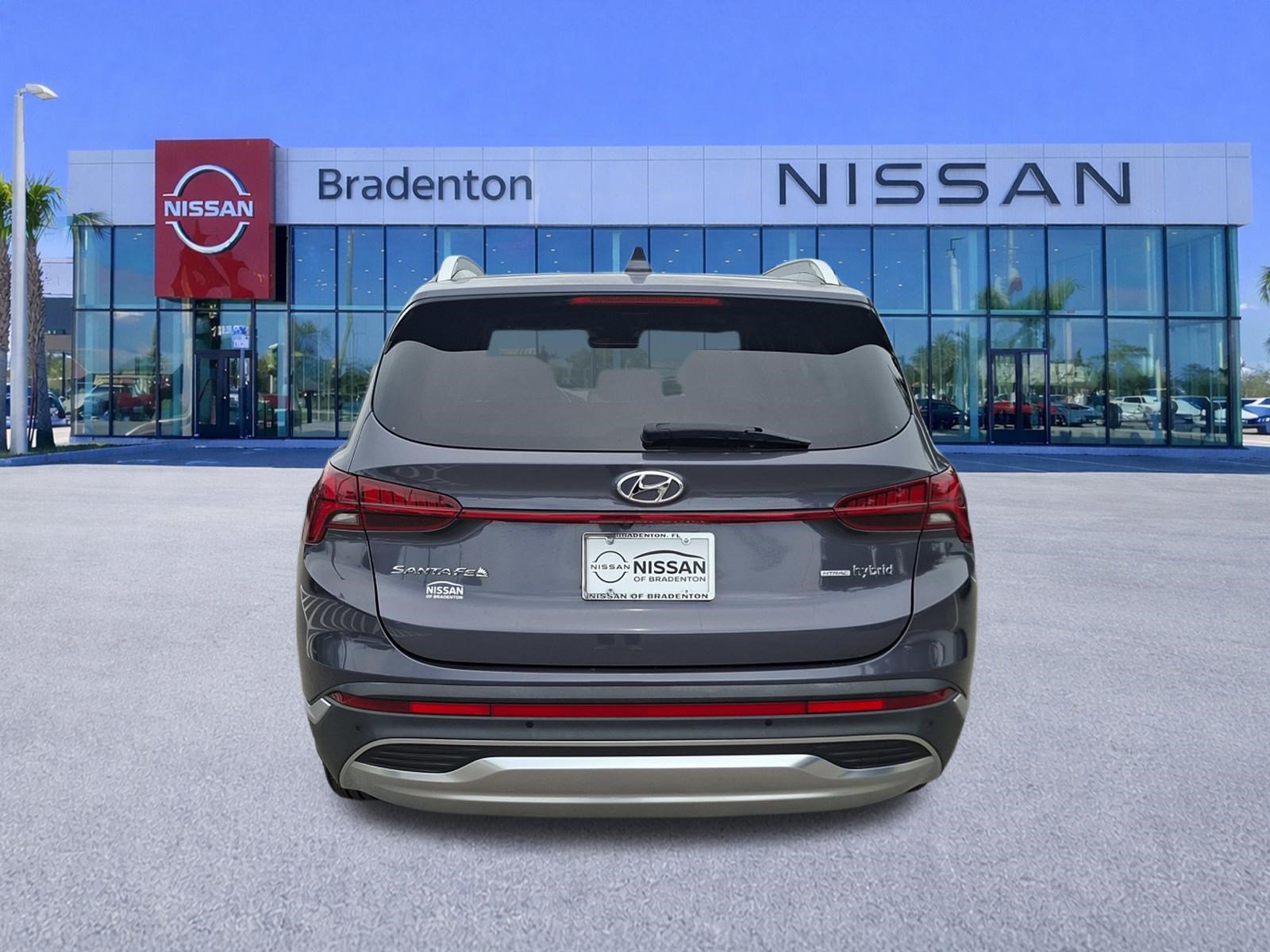 Used 2021 Hyundai Santa Fe Limited AWD/4WD image 6