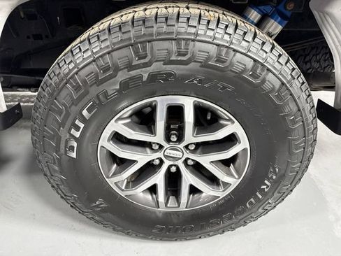 Used 2018 Ford F150 Raptor w/ Equipment Group 802A Luxury AWD/4WD image 5