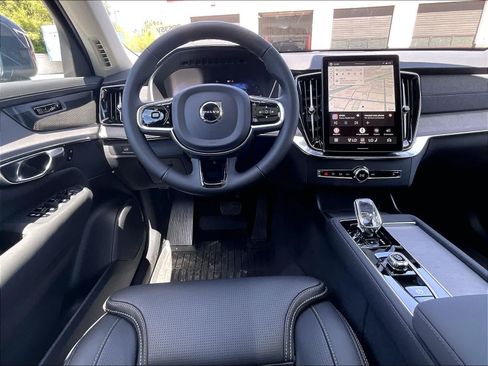 New 2026 Volvo XC90 T8 Ultra w/ Protection Package AWD/4WD image 15