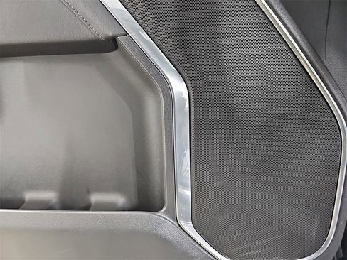 Certified 2025 Chevrolet Silverado 1500 LT image 34