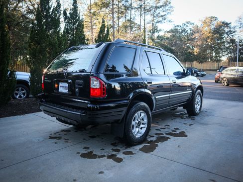 Used 2002 Isuzu Rodeo LS image 10