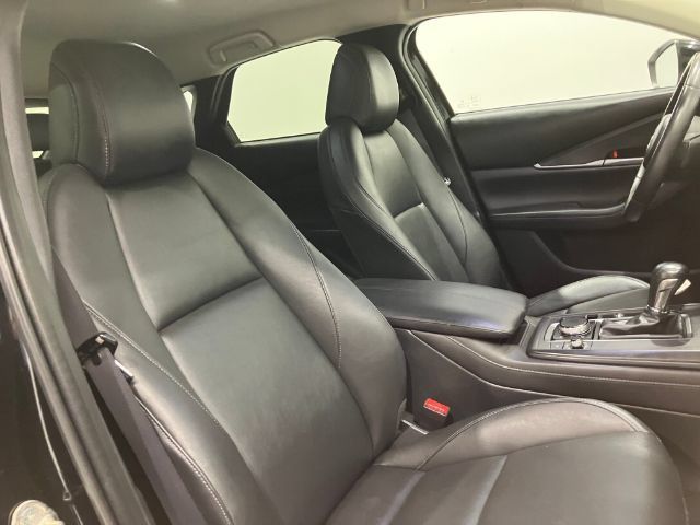 Used 2021 MAZDA CX-30 FWD 2.5 S w/ Select Package image 19