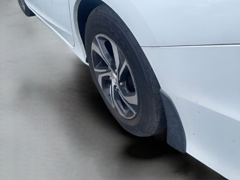 Used 2016 Honda Accord LX image 15