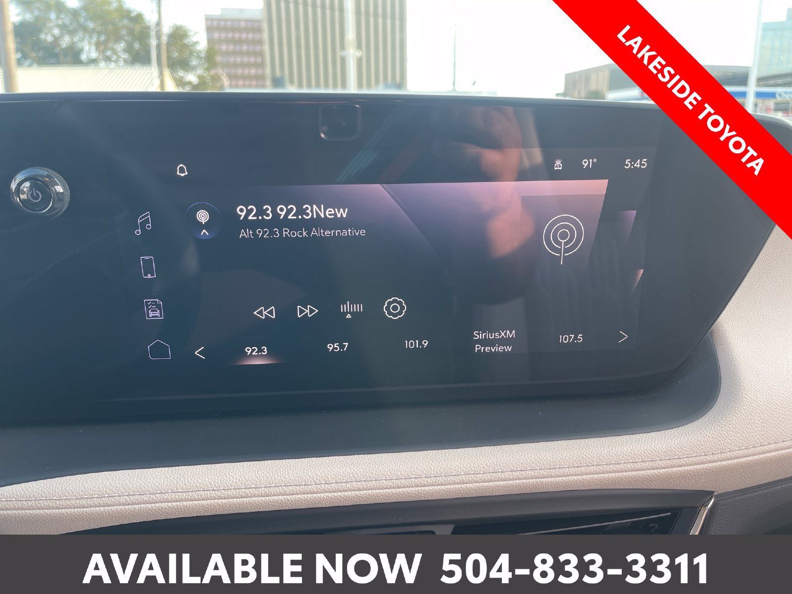 Used 2025 Buick Encore GX Avenir w/ Avenir Convenience Package FWD image 33