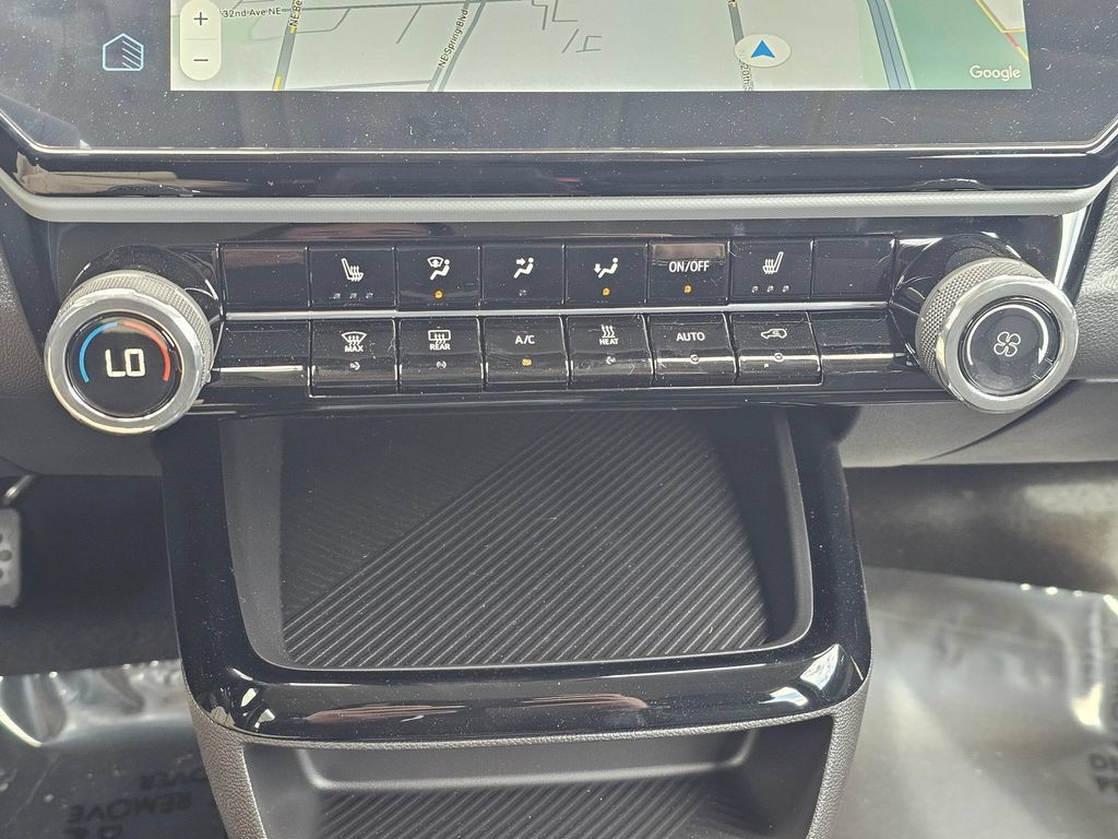 New 2027 Chevrolet Bolt LT w/ Comfort Package FWD image 23