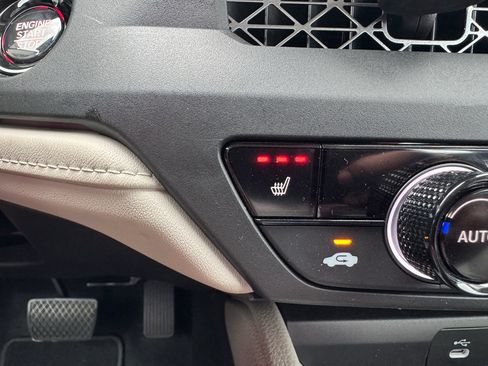 Certified 2025 Honda Accord SE image 18