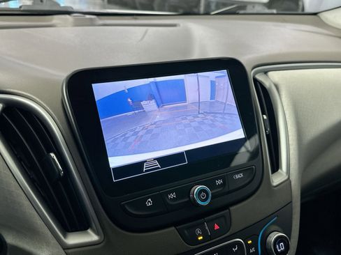 Used 2022 Chevrolet Malibu LT image 27