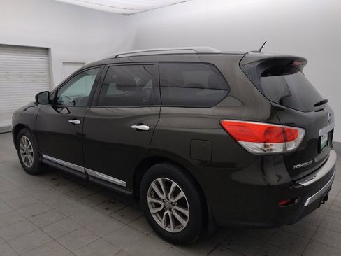 Used 2015 Nissan Pathfinder SL w/ SL Tech Package FWD image 3