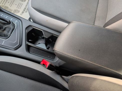 Used 2022 Volkswagen Taos S w/ IQ Drive S Package image 17