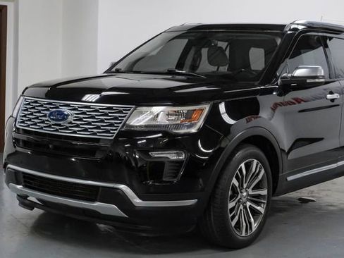 Used 2018 Ford Explorer Platinum image 8