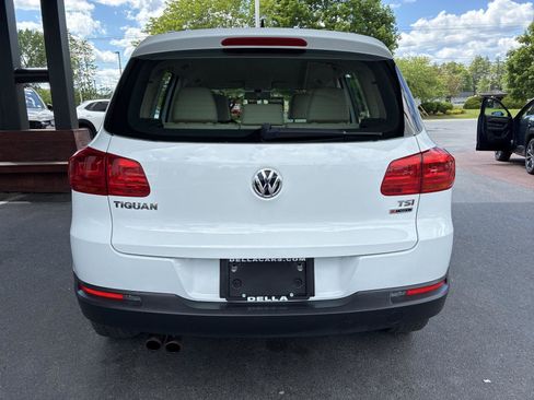 Used 2017 Volkswagen Tiguan S AWD/4WD image 6