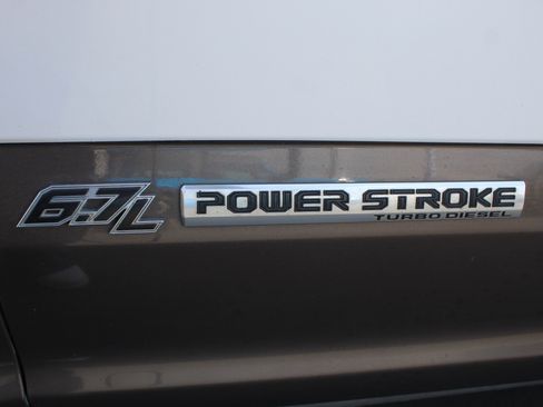 Used 2017 Ford F350 King Ranch w/ King Ranch Ultimate Package image 14