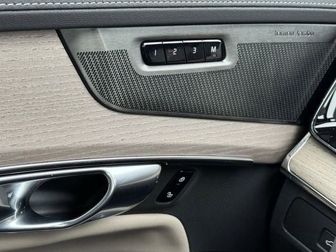 New 2026 Volvo XC90 B6 Plus image 14