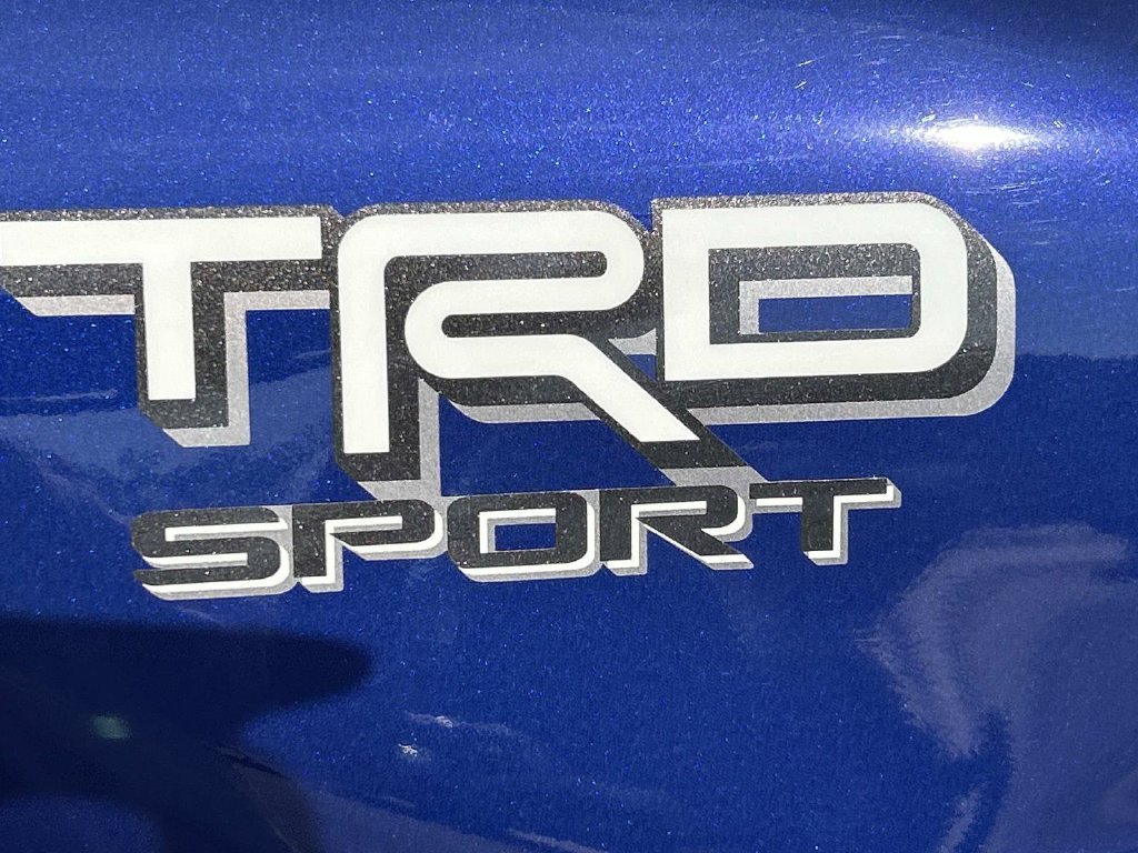 Used 2025 Toyota Tacoma TRD Sport RWD image 9