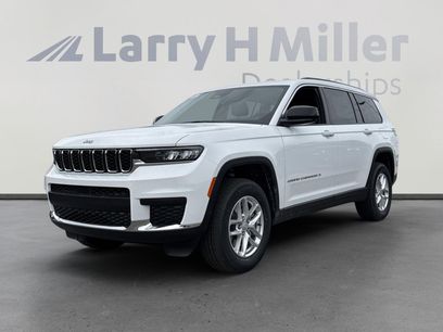 New 2025 Jeep Grand Cherokee L Laredo w/ Trailer Tow Package