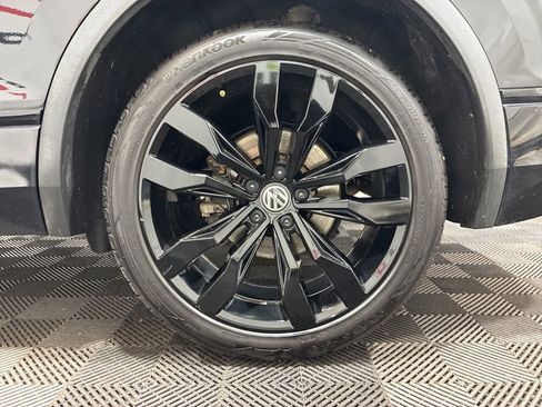 Used 2021 Volkswagen Tiguan SE R-Line w/ 3rd Row Seat Package AWD/4WD image 34