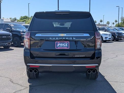 Used 2023 Chevrolet Suburban Premier AWD/4WD image 6