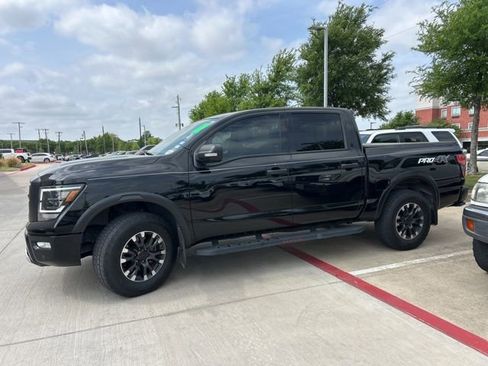 Used 2023 Nissan Titan PRO-4X w/ Pro-4x Convenience Package image 7