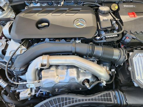 New 2026 Mercedes-Benz GLB 250 4MATIC image 31