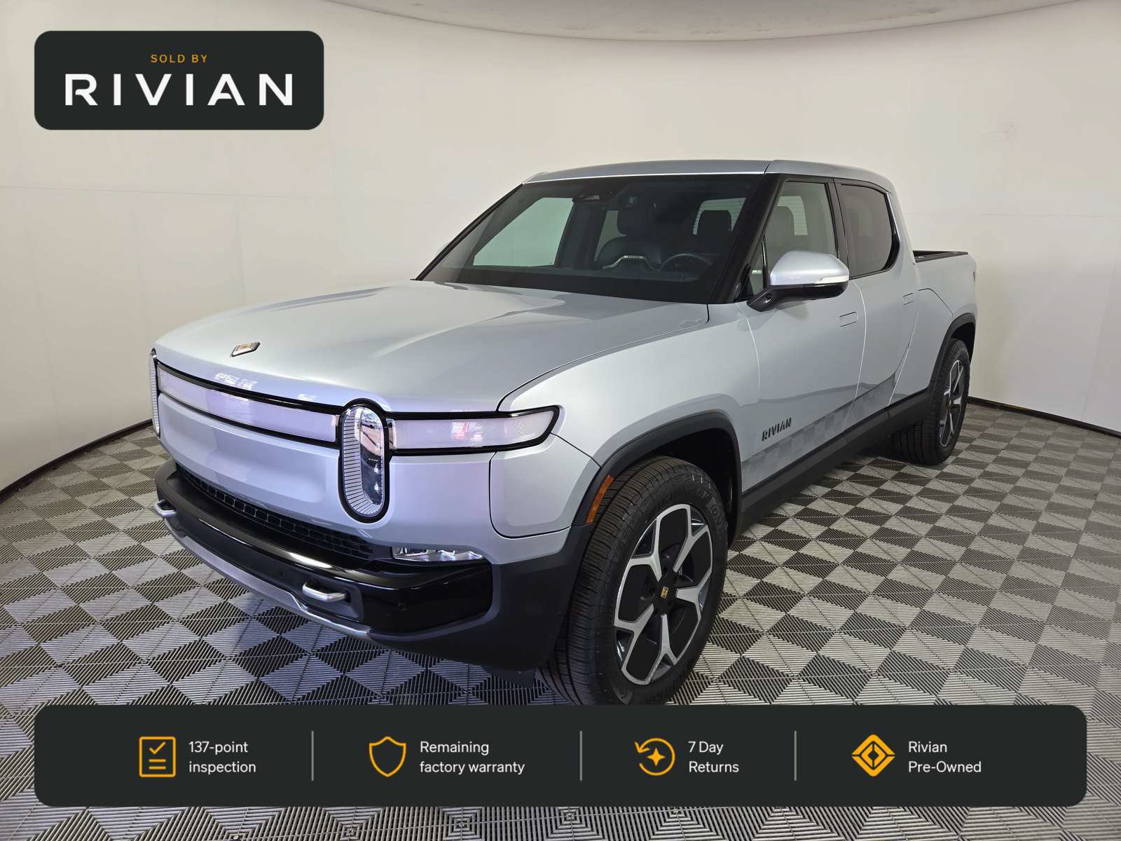 Used 2024 Rivian R1T Adventure Dual AWD/4WD image 1