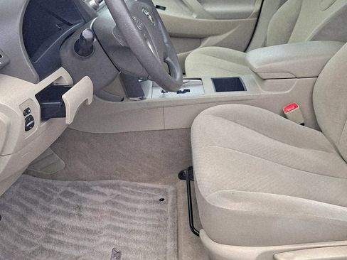 Used 2007 Toyota Camry CE FWD image 9