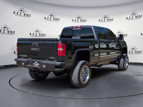 Used 2016 GMC Sierra 2500 Denali w/ Duramax Plus Package AWD/4WD image 6