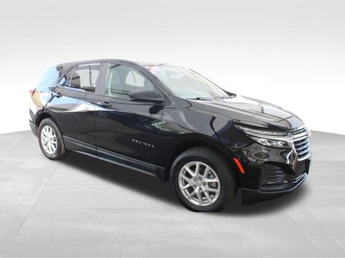 Used 2023 Chevrolet Equinox LS w/ LS Convenience Package AWD/4WD image 20